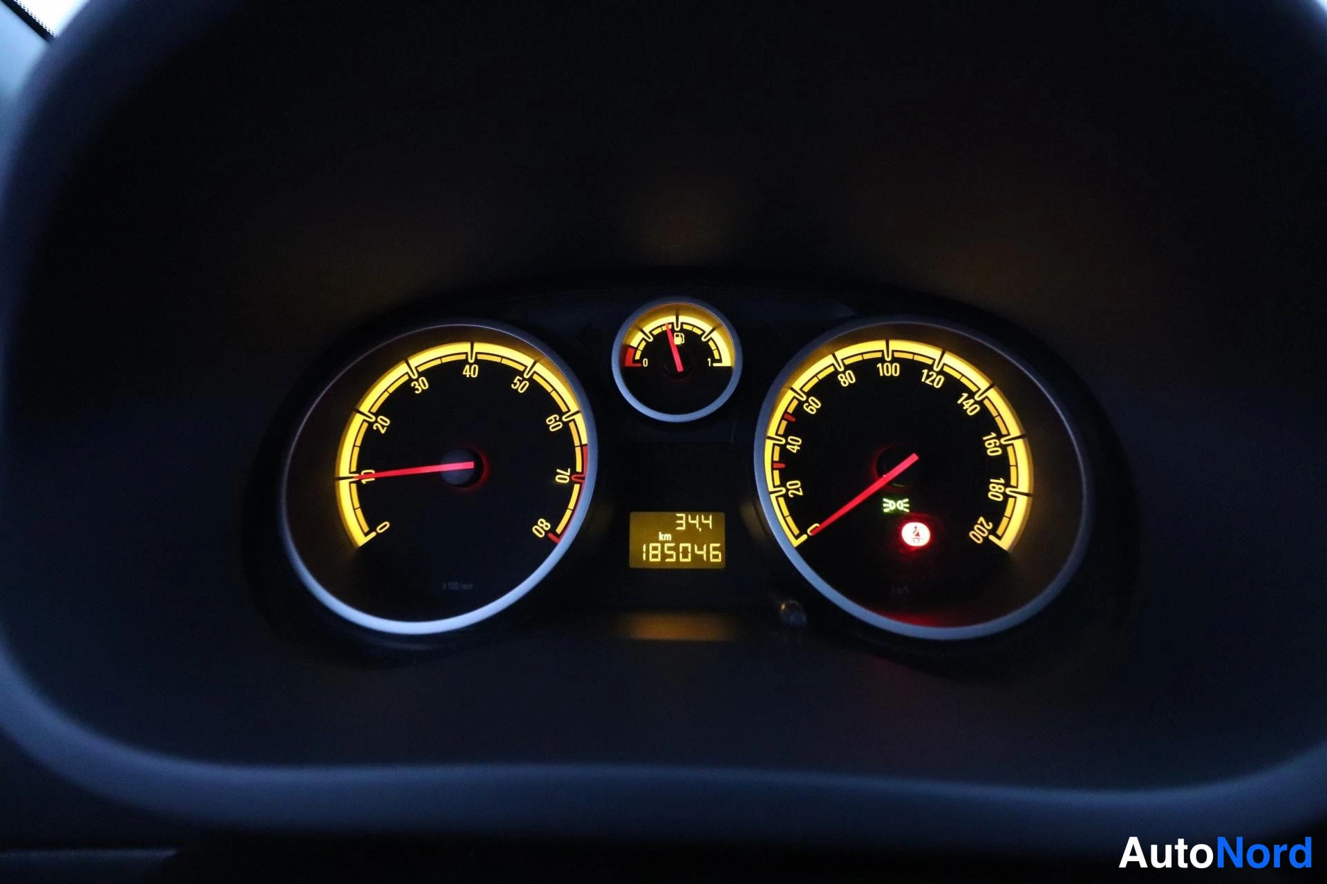 Sininen Opel Corsa 2007, yksityiskohta, kuva 13
