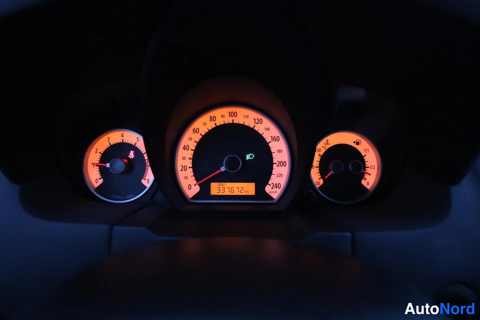 Harmaa Kia Ceed 2008, yksityiskohta, kuva 26