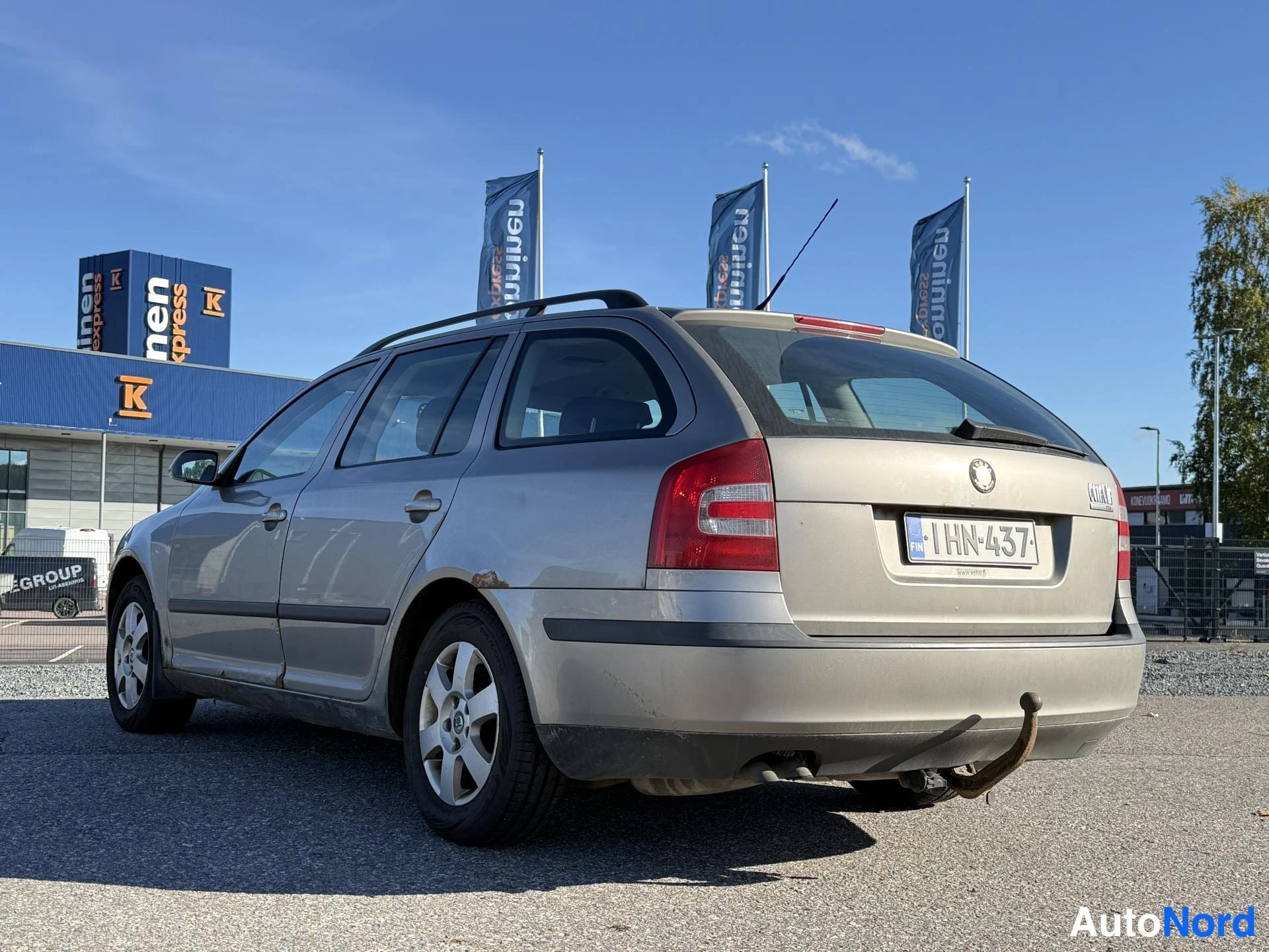 Beige Skoda Octavia 2008, takaviisto, kuva 4