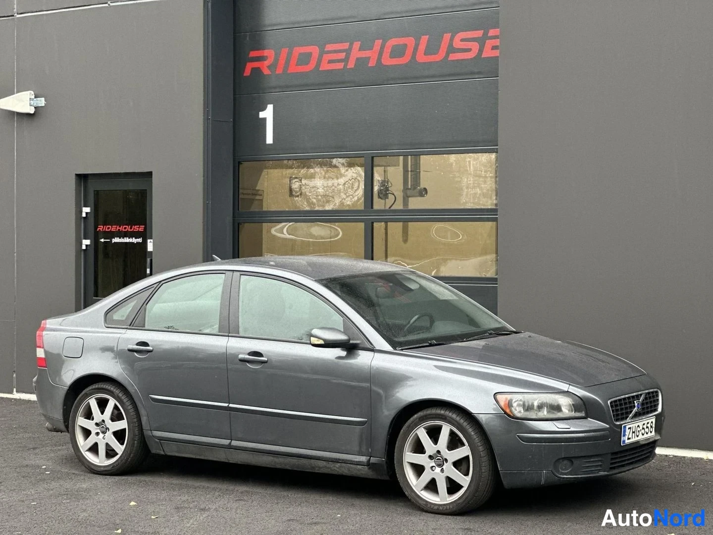 Volvo S40 Momentum 2,4i 2004