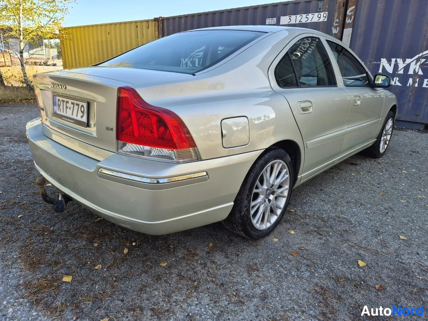 Beige Volvo S60 2006, takaviisto, kuva 6