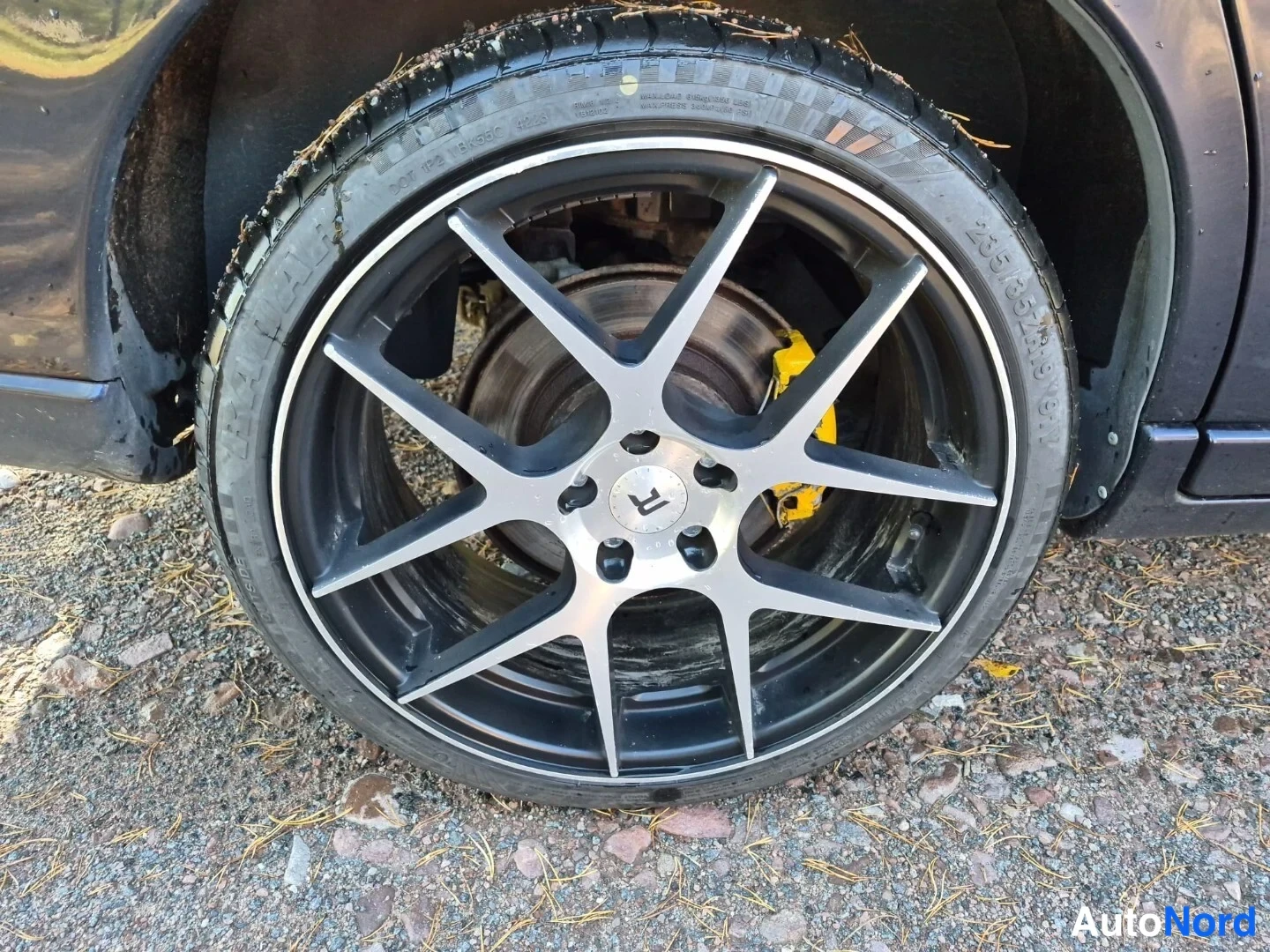 Sininen Volvo V70 2008, yksityiskohta, kuva 27