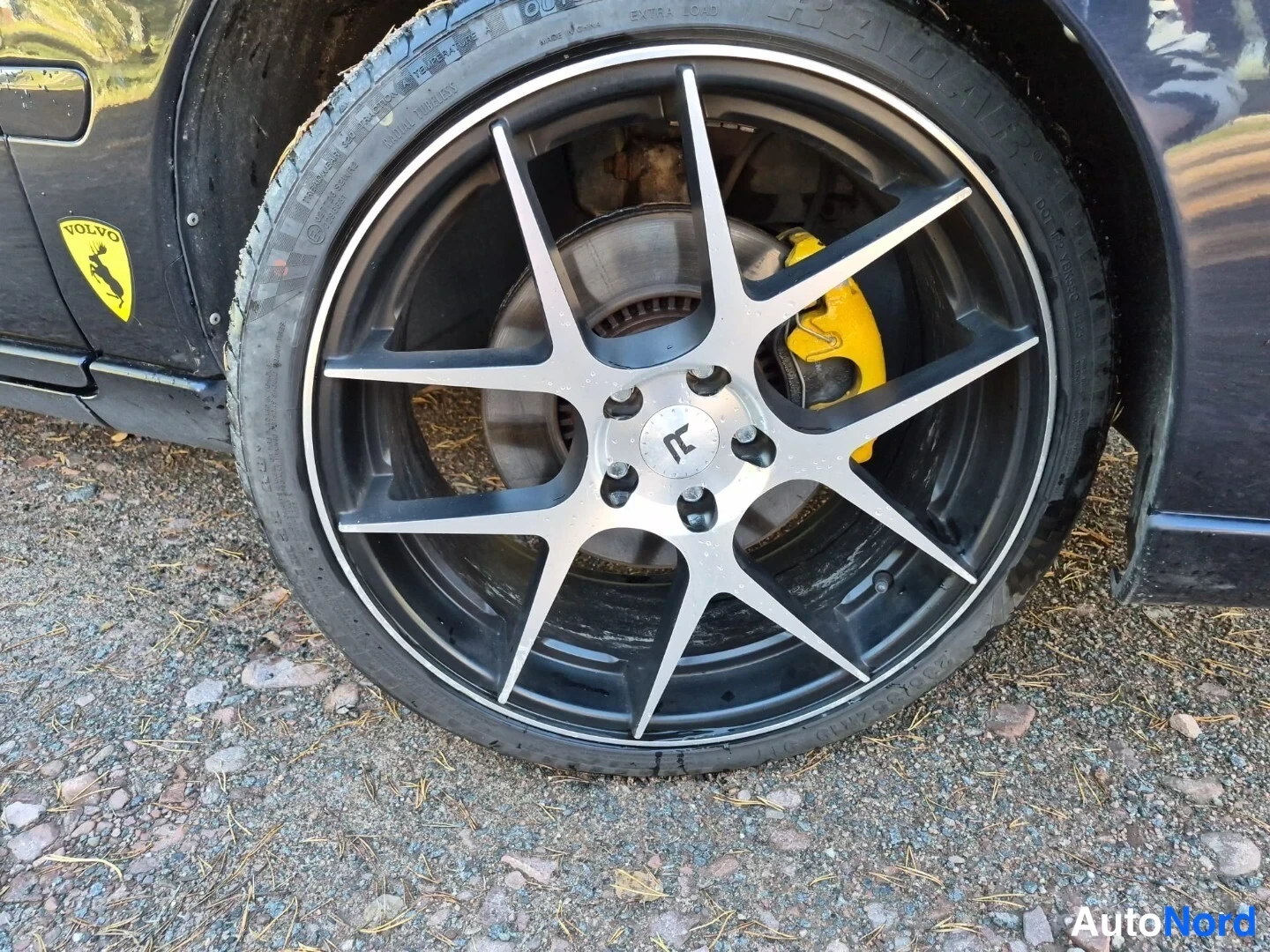 Sininen Volvo V70 2008, yksityiskohta, kuva 28