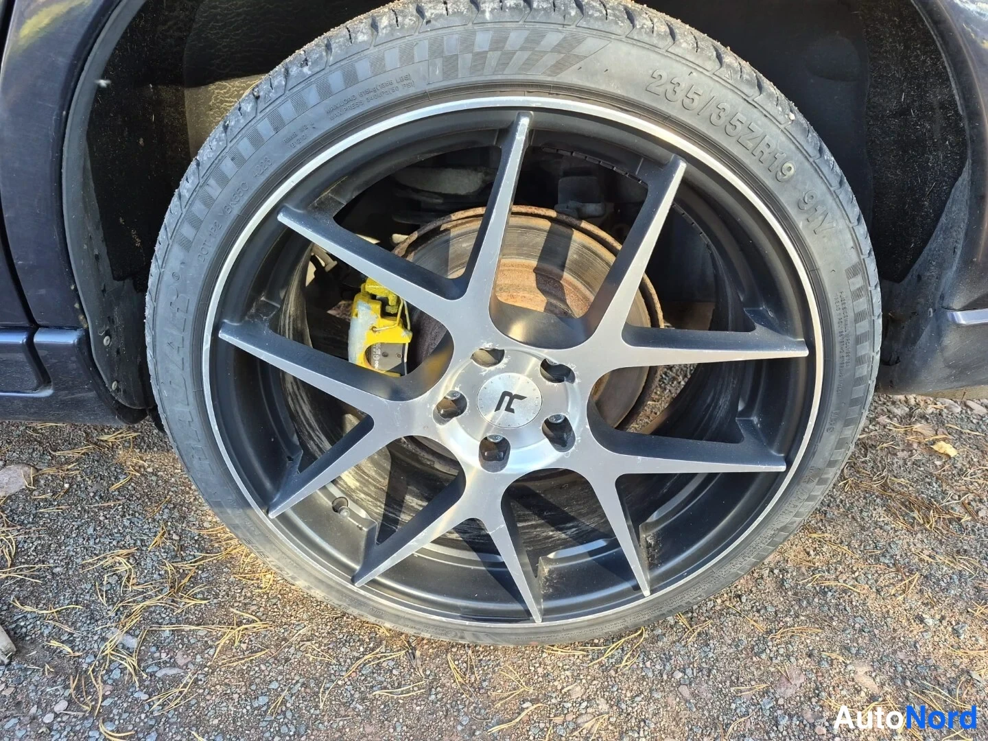 Sininen Volvo V70 2008, yksityiskohta, kuva 31