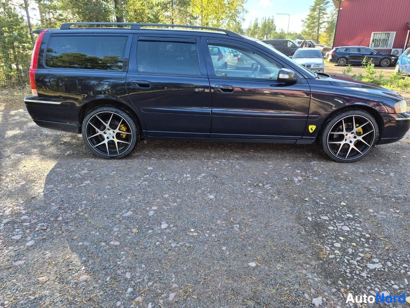 Sininen Volvo V70 2008, takaviisto, kuva 6
