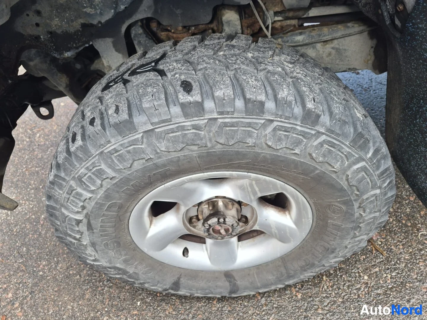 Sininen Toyota Hilux 1990, yksityiskohta, kuva 28
