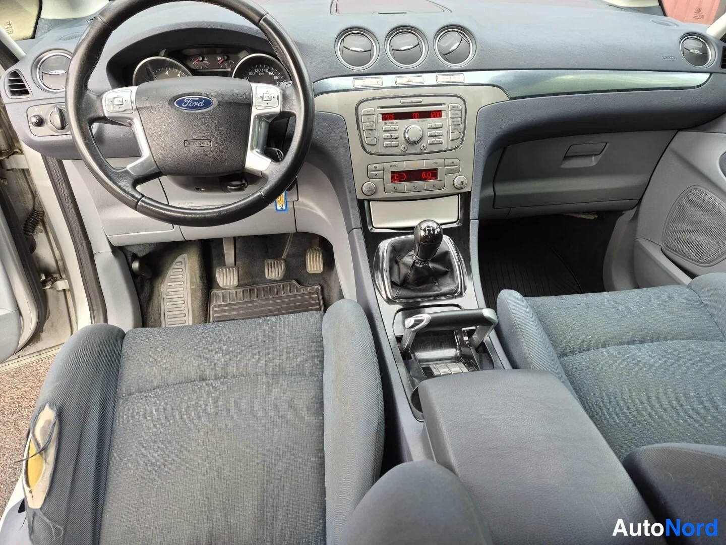 Hopea Ford S-MAX 2007, ohjaamo, kuva 10