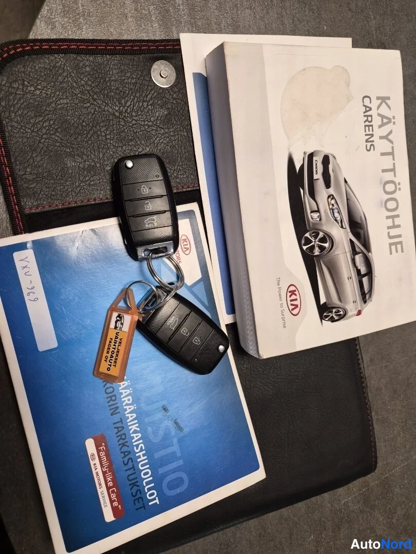 Harmaa Kia Carens 2015, asiakirja, kuva 33