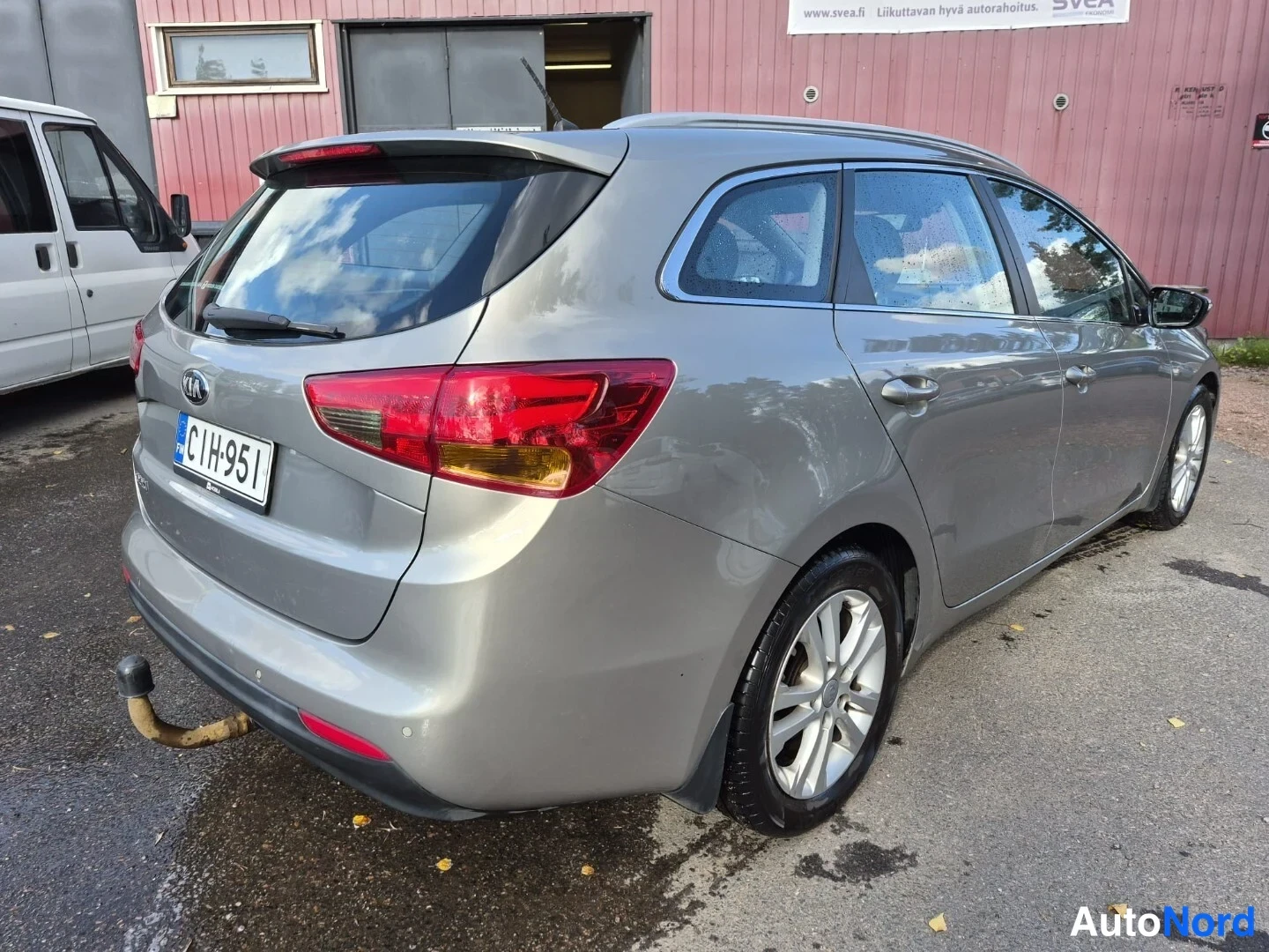Beige Kia Ceed 2012, takaviisto, kuva 6