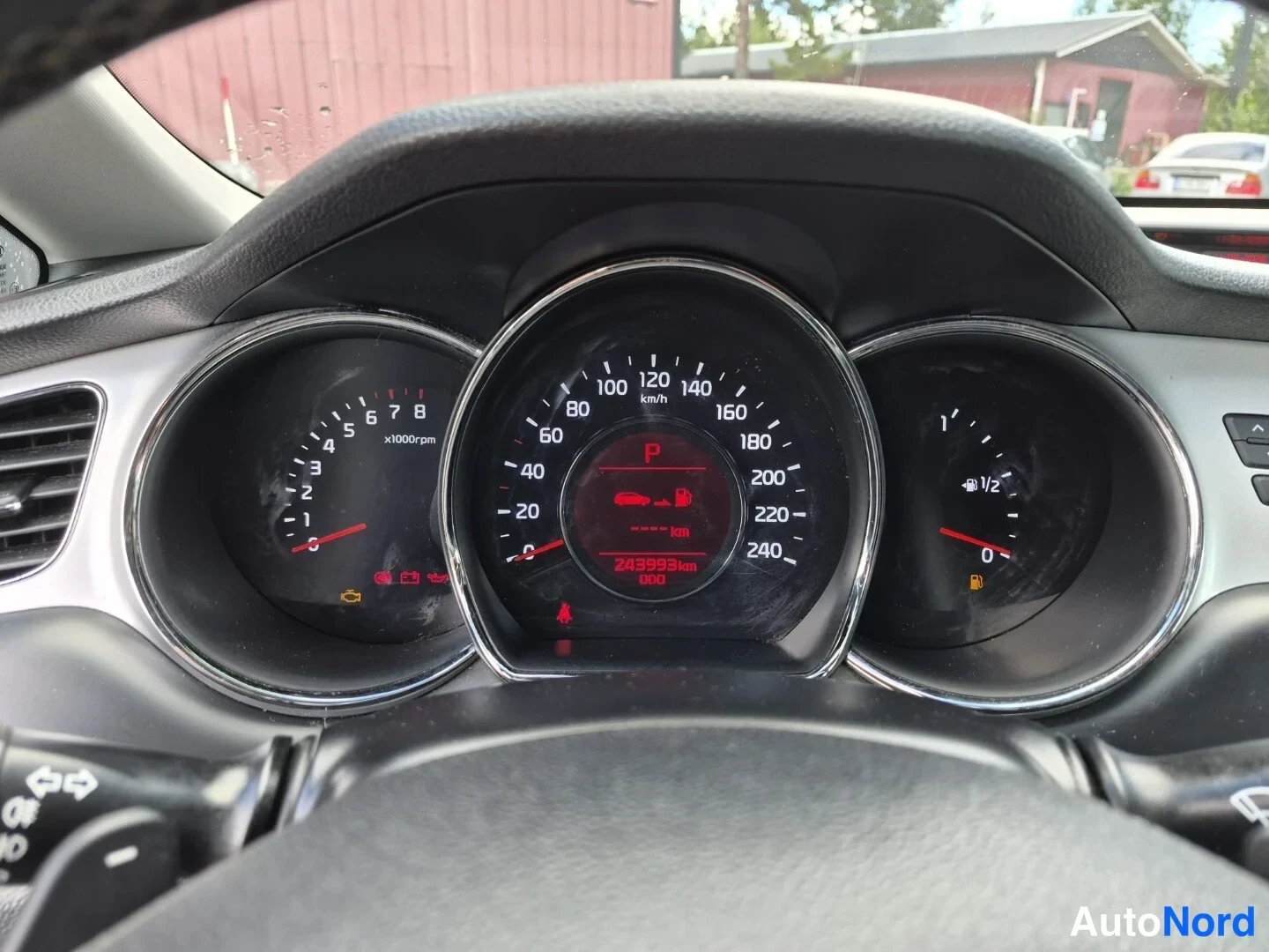 Beige Kia Ceed 2012, yksityiskohta, kuva 18