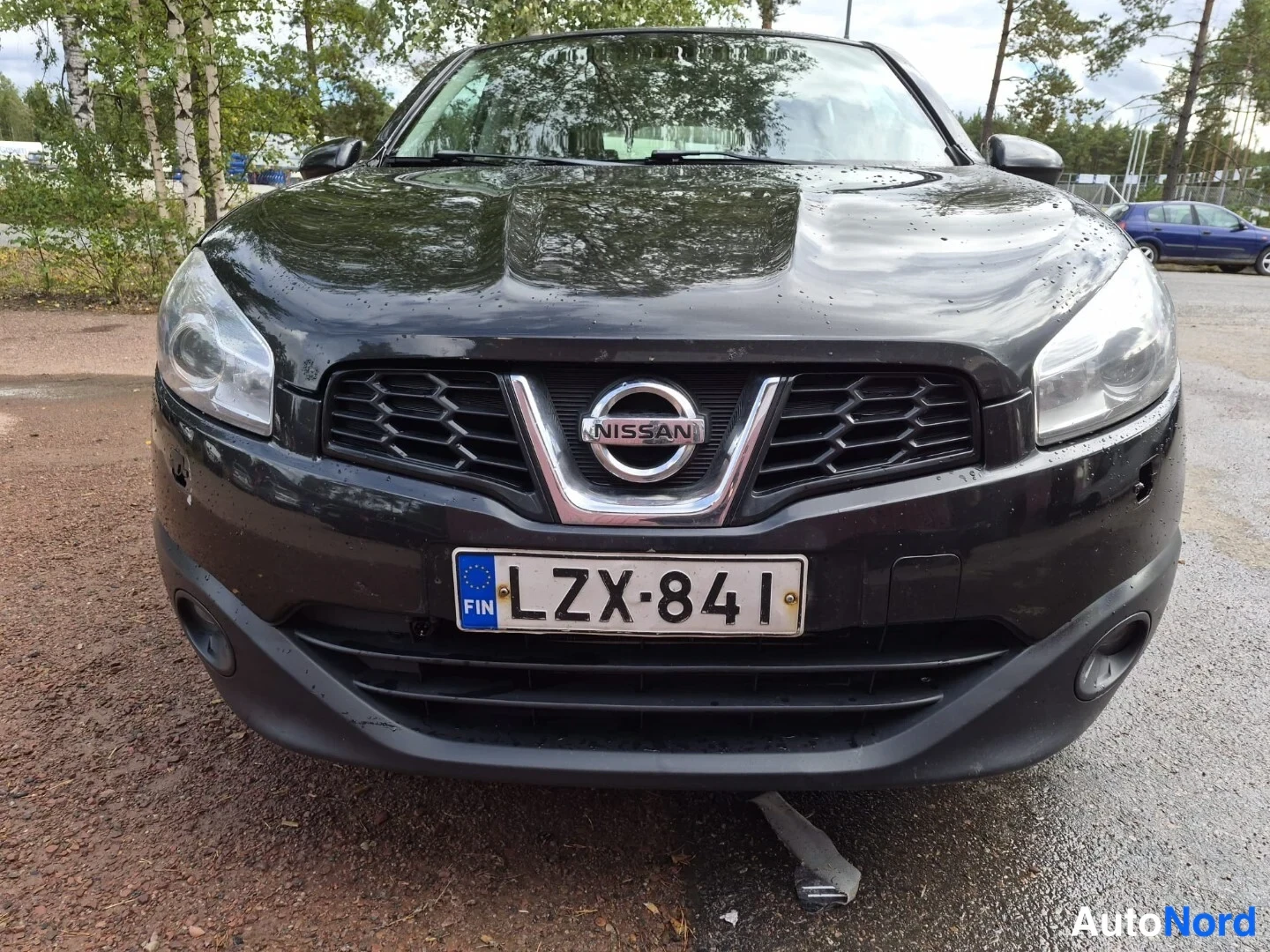 Musta Nissan Qashqai 2012, edestä, kuva 3