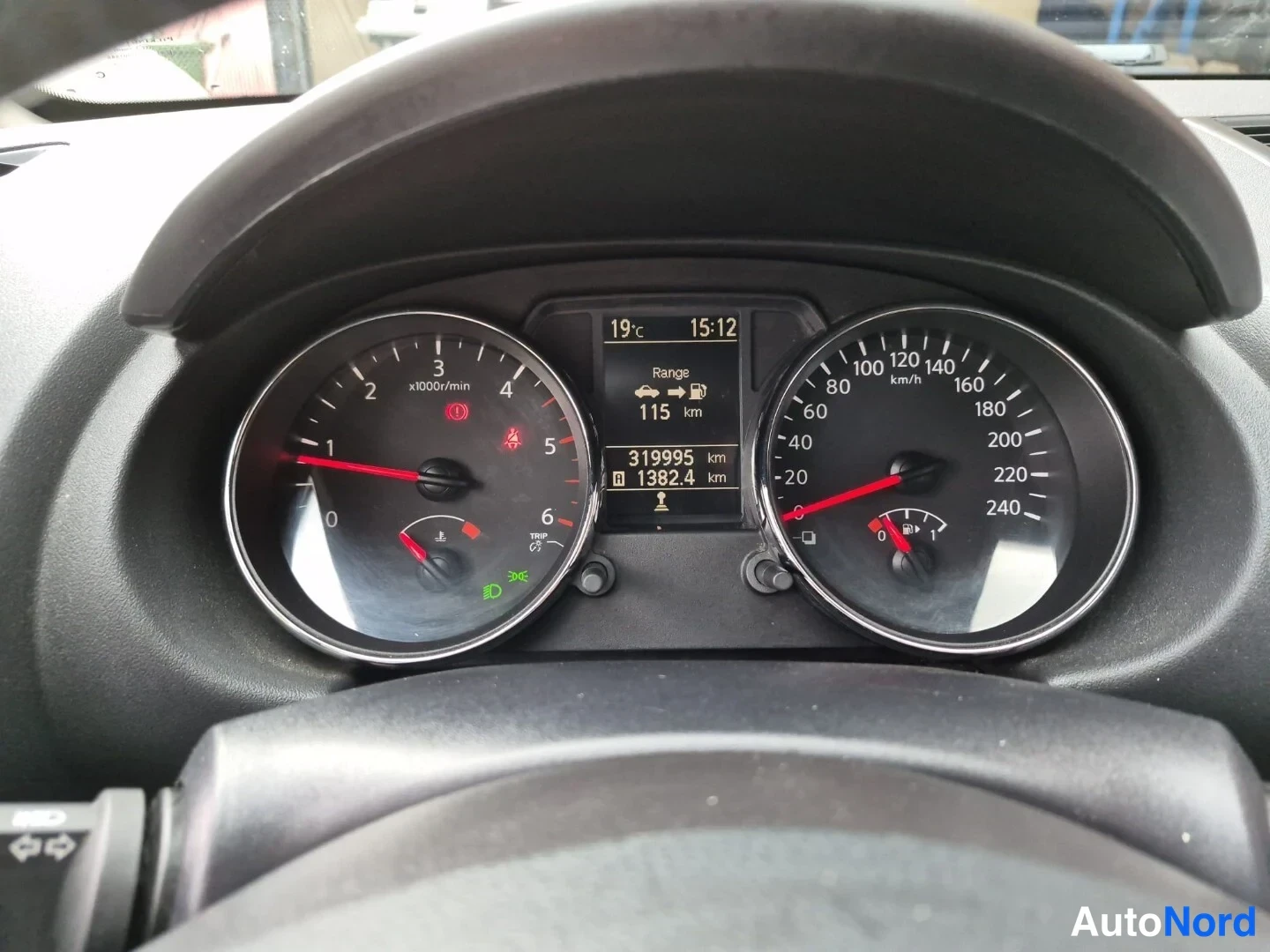 Musta Nissan Qashqai 2012, yksityiskohta, kuva 15