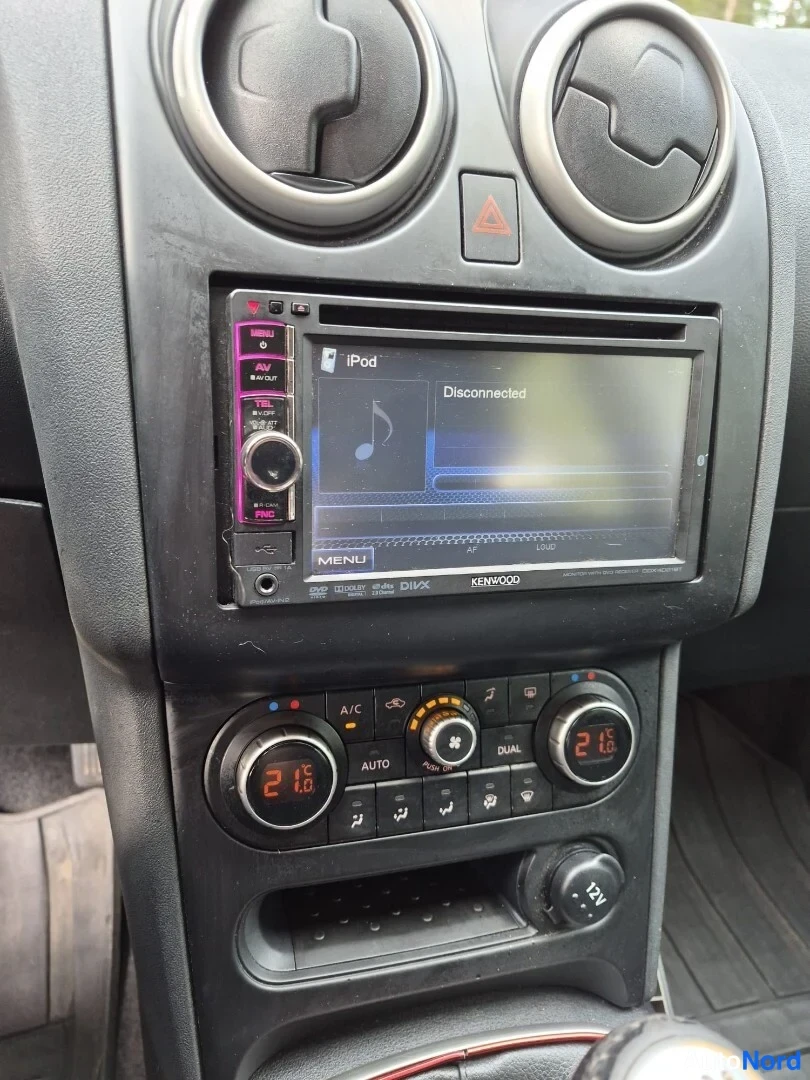 Musta Nissan Qashqai 2012, yksityiskohta, kuva 16