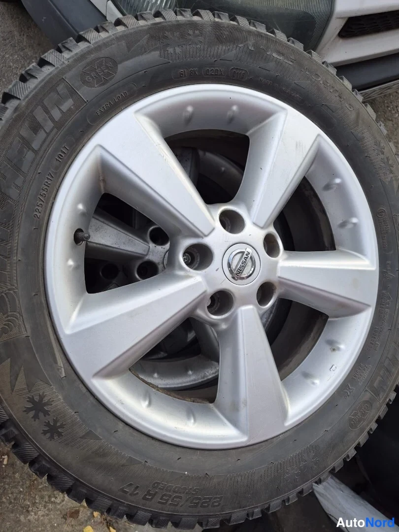 Musta Nissan Qashqai 2012, yksityiskohta, kuva 23