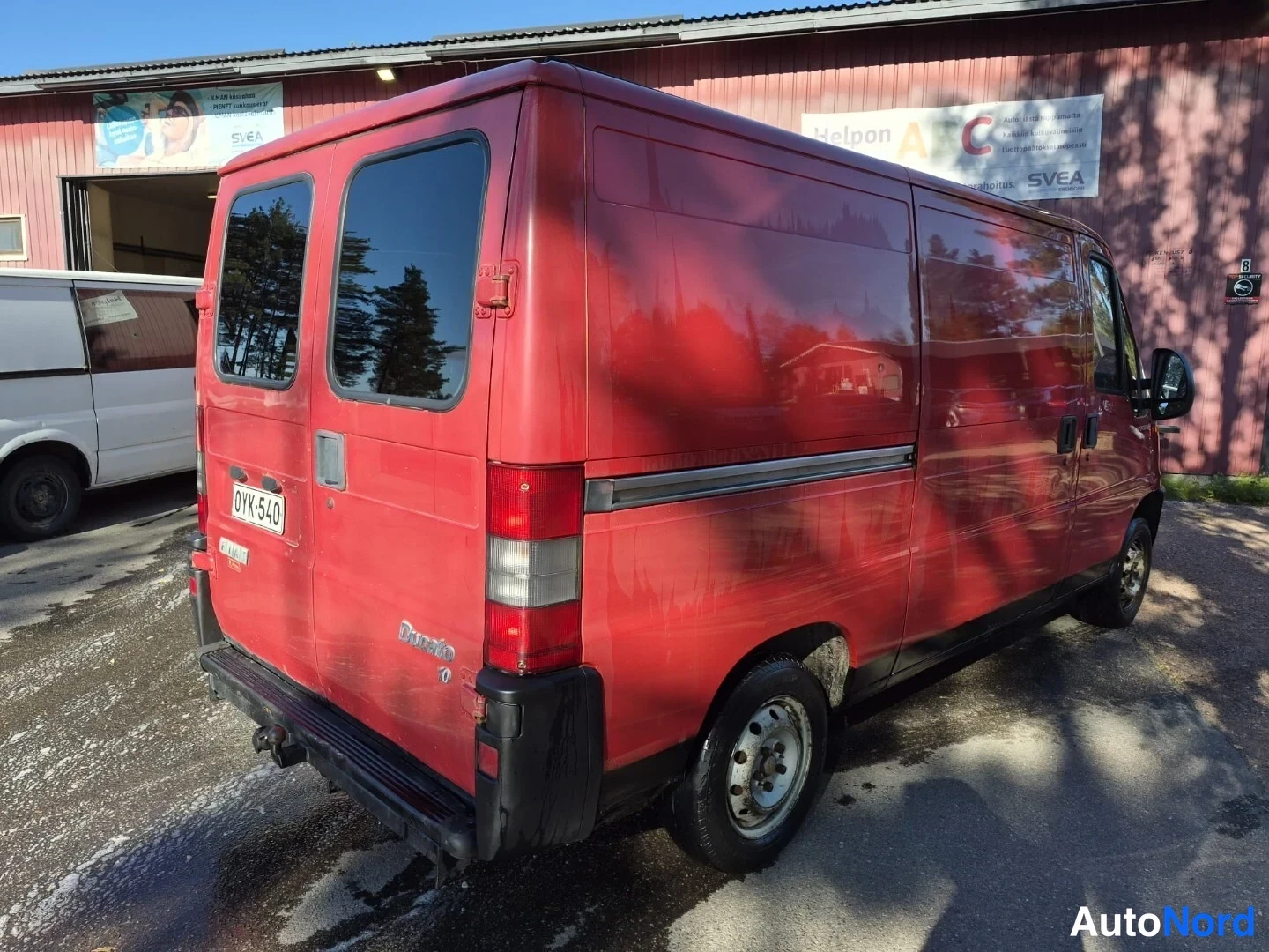 Punainen Fiat Ducato 2000, takaviisto, kuva 9