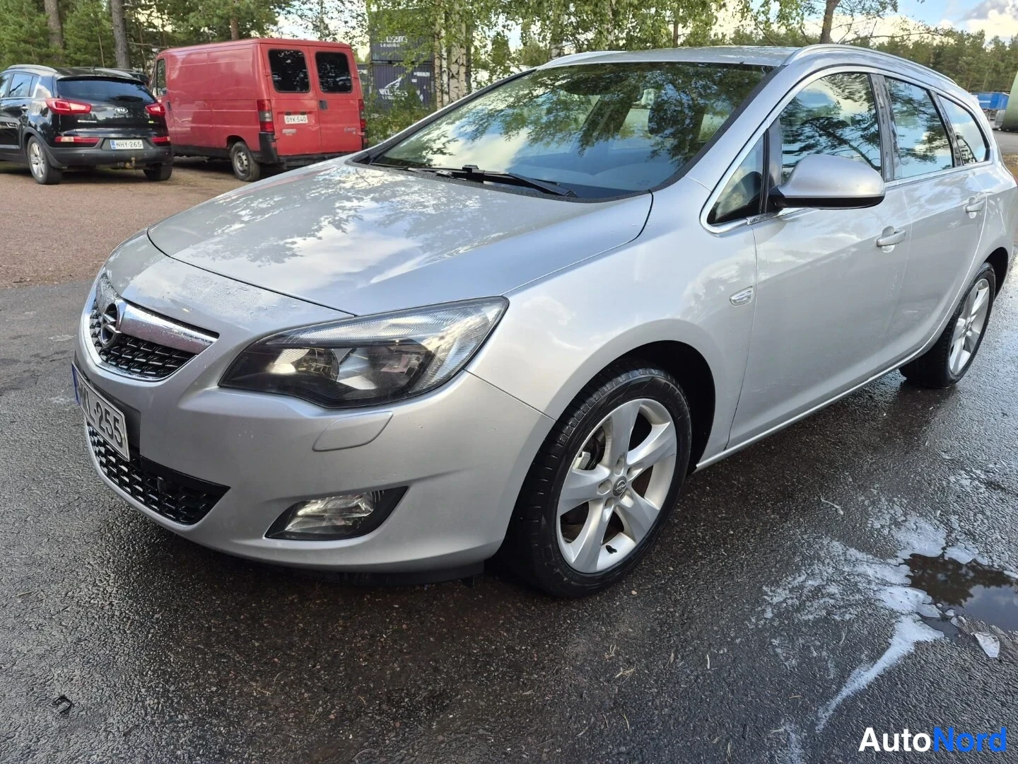 Opel Astra Sports Tourer 1.4 Turbo 2011