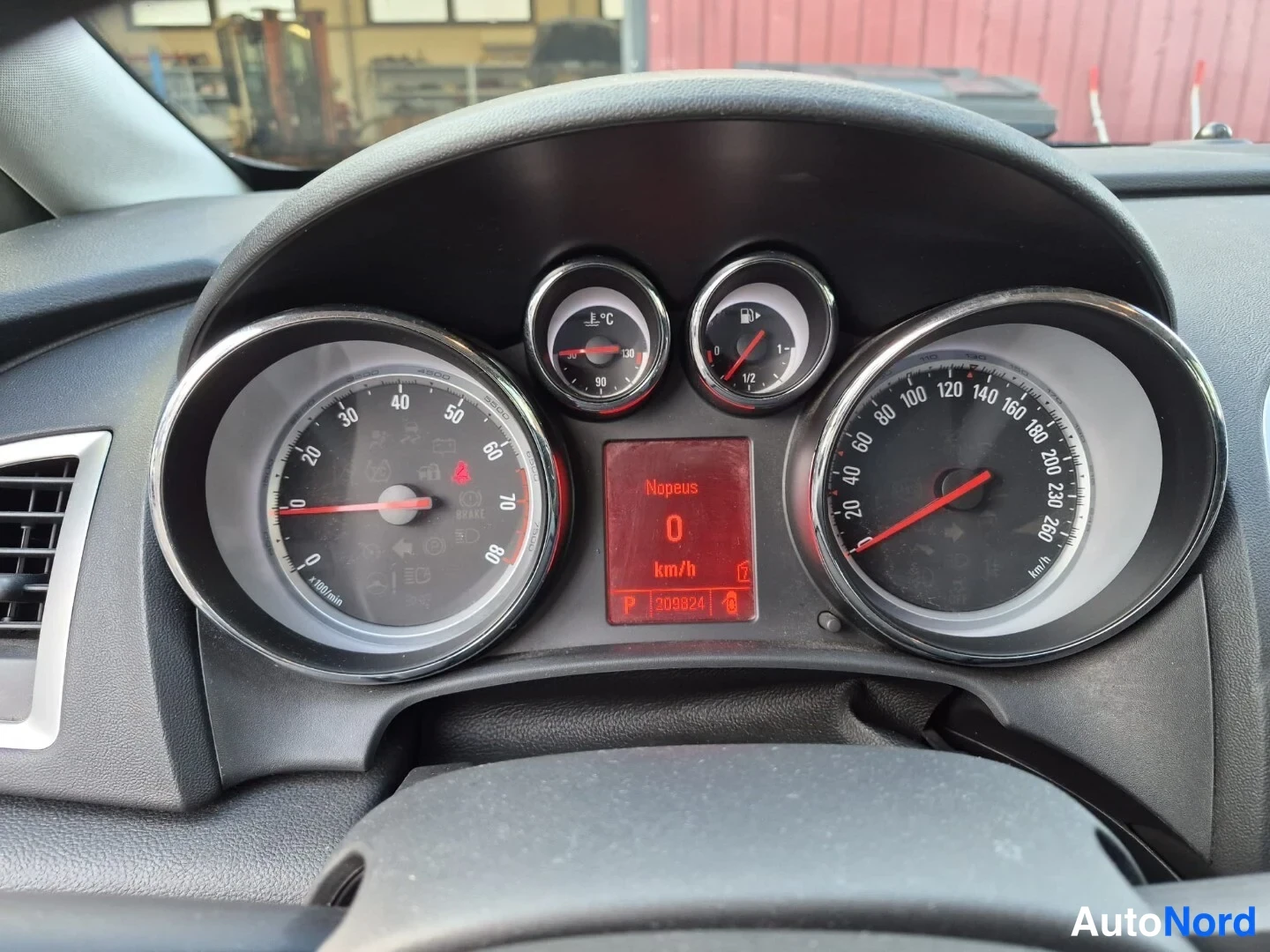 Harmaa Opel Astra SPORTS TOURER 2011, yksityiskohta, kuva 19