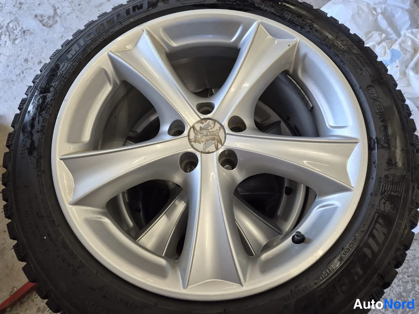 Harmaa Opel Astra SPORTS TOURER 2011, yksityiskohta, kuva 21