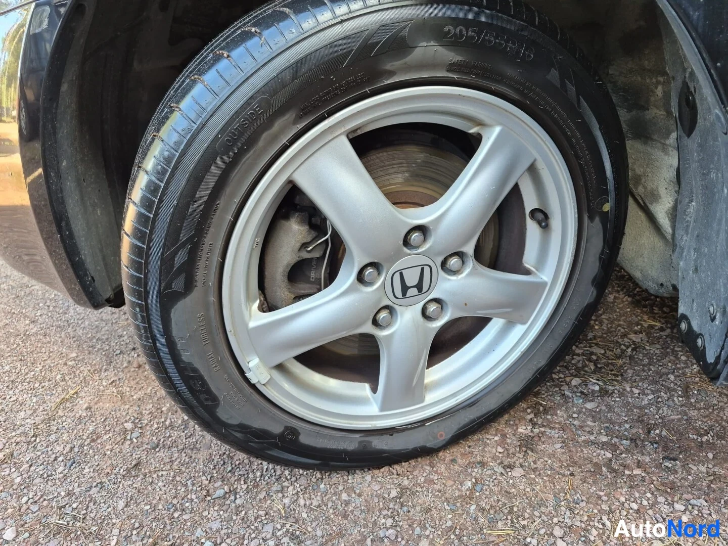 Musta Honda Accord 2005, yksityiskohta, kuva 24