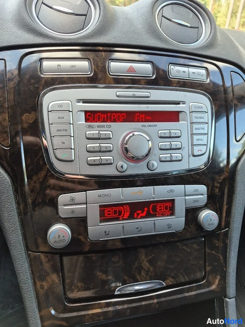 Beige Ford Mondeo 2009, yksityiskohta, kuva 21