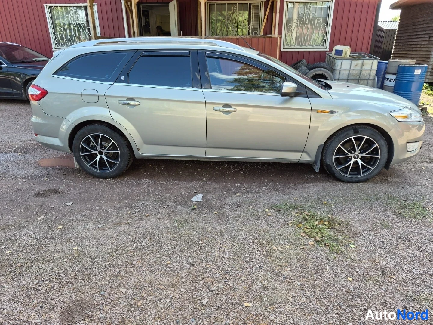 Beige Ford Mondeo 2009, etuviisto, keula oikealle, kuva 3