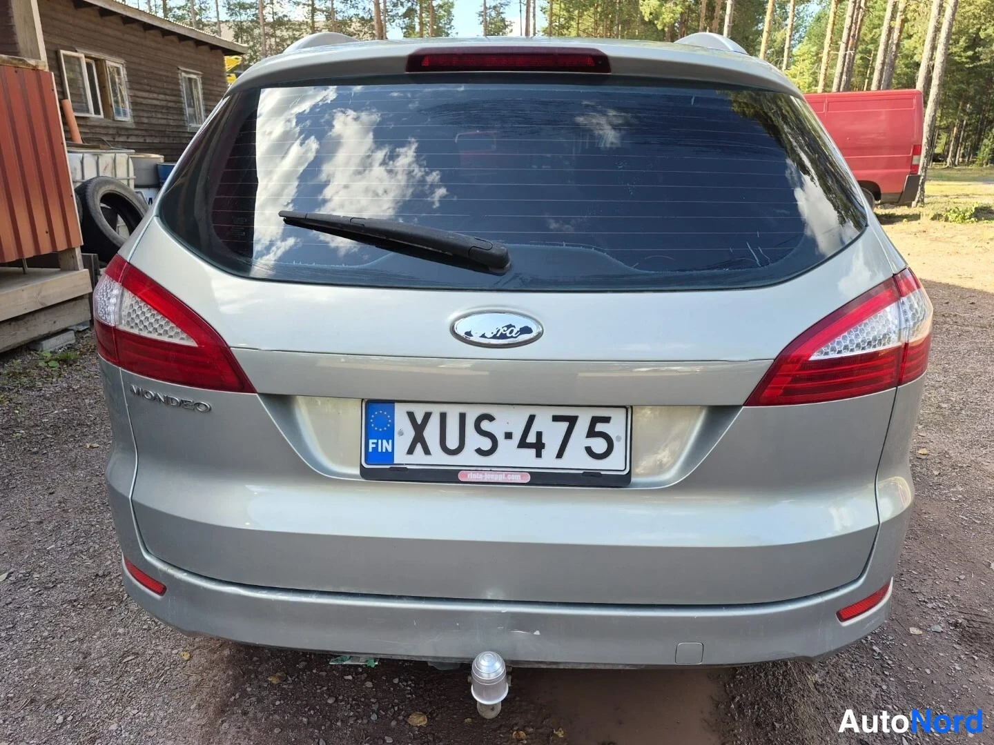 Beige Ford Mondeo 2009, takaa, kuva 9