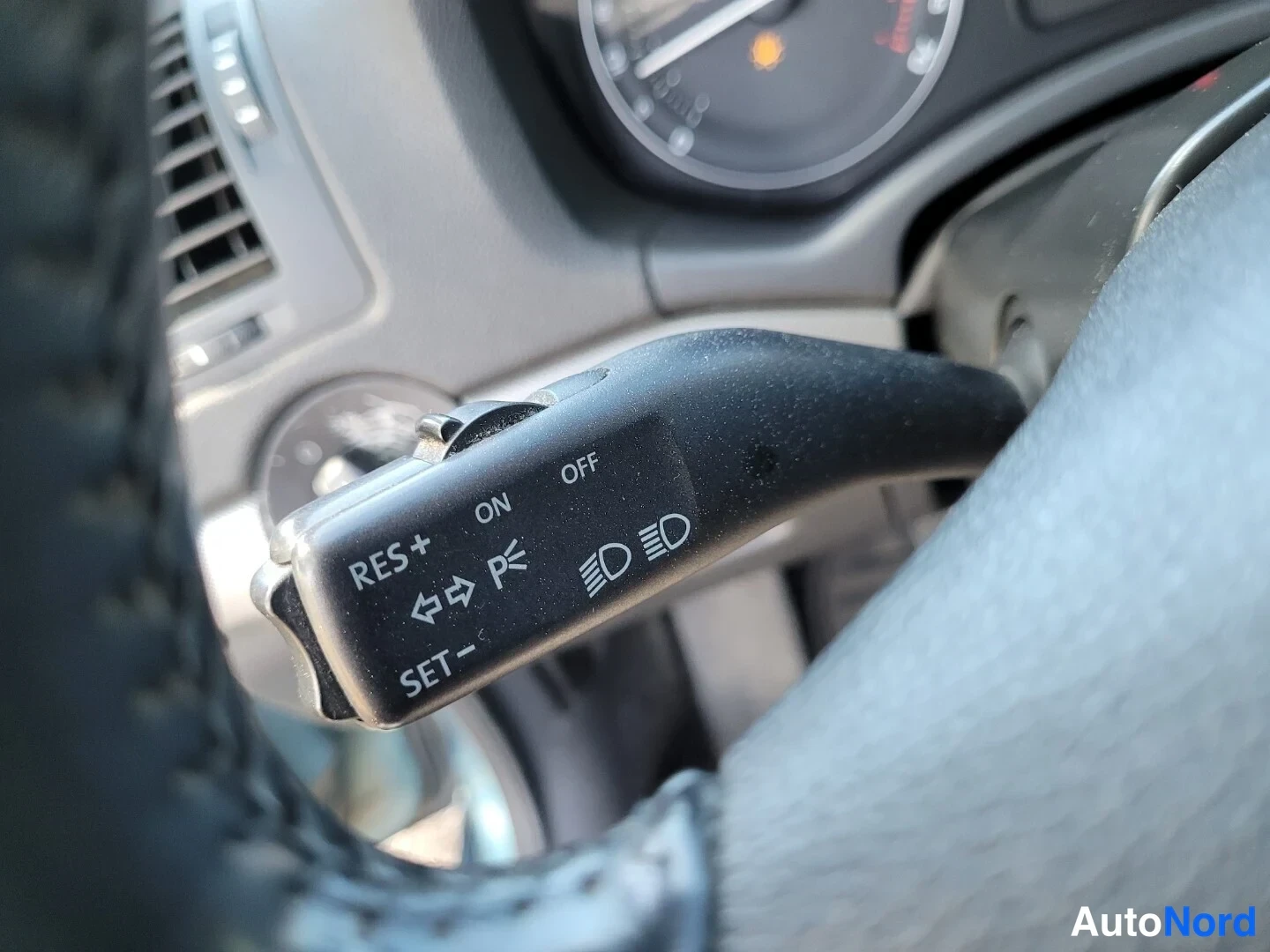 Vihreä Skoda Octavia 2005, yksityiskohta, kuva 21