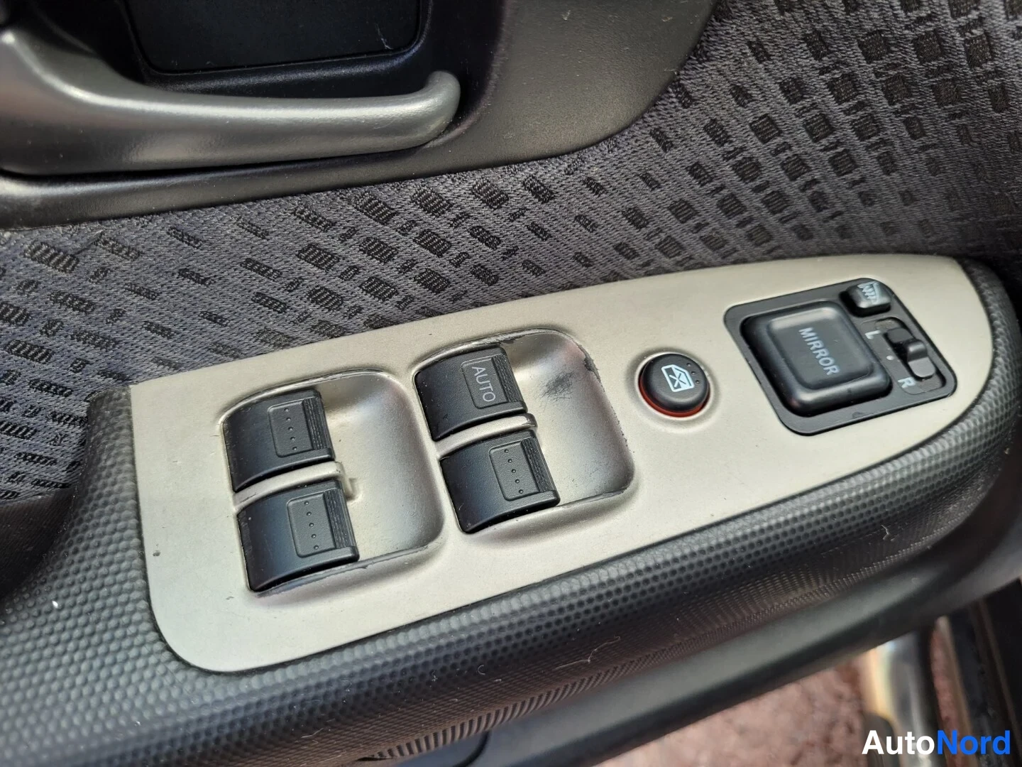 Silver Honda CR-V 2002, detalj, bild 25