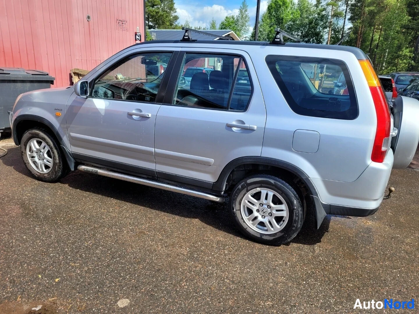Silver Honda CR-V 2002, från sidan, bild 7
