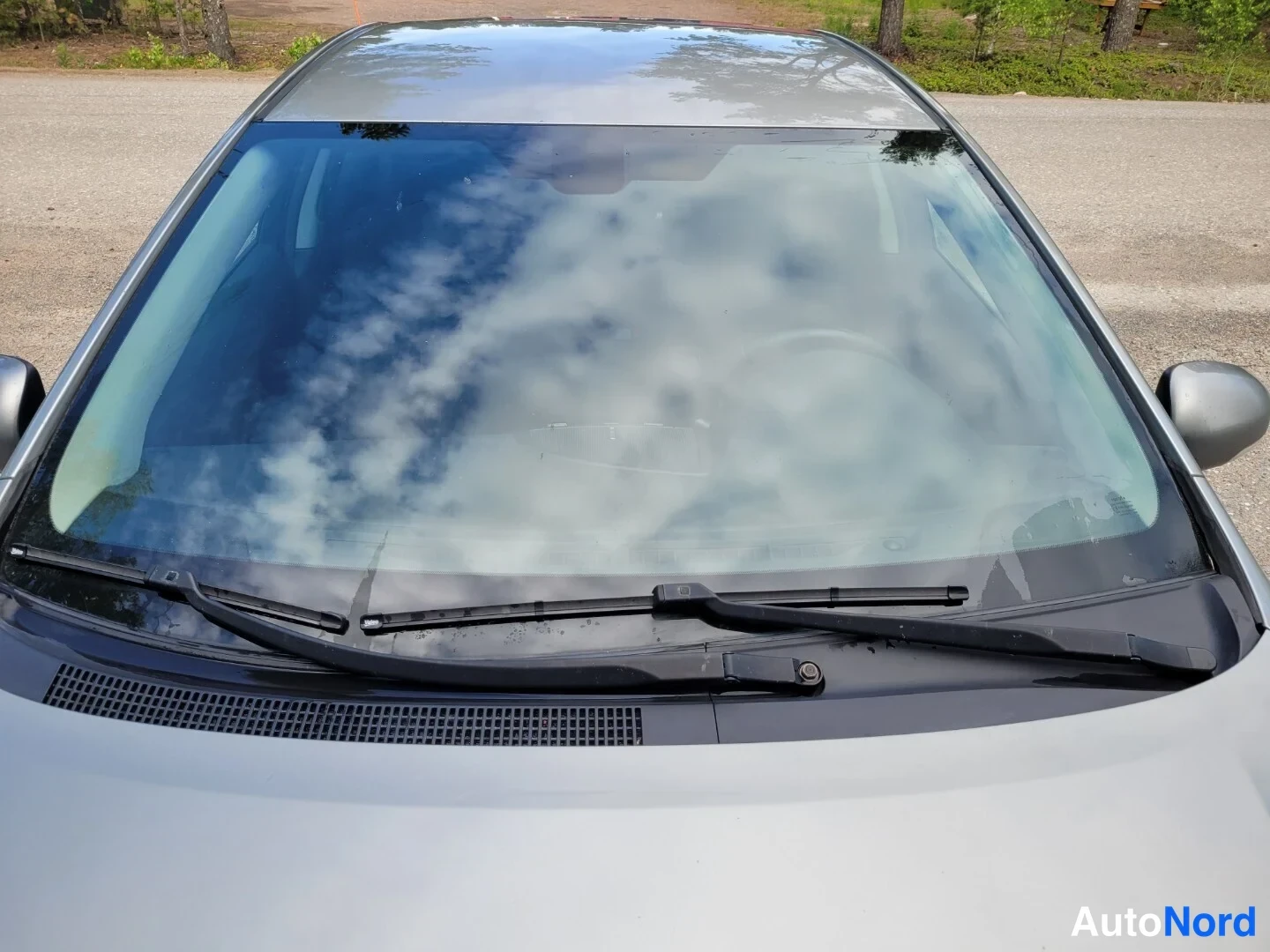 Harmaa Toyota Avensis 2010, kuva 28