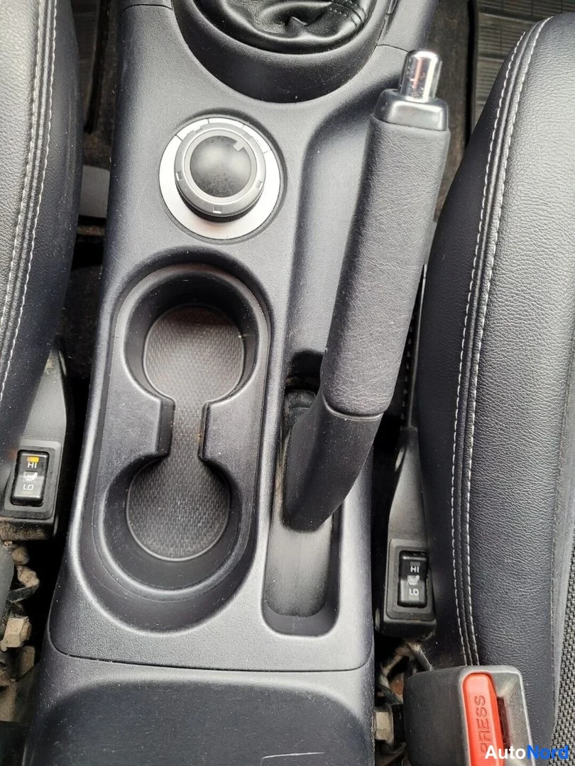 Sininen Peugeot 4007 2007, yksityiskohta, kuva 27