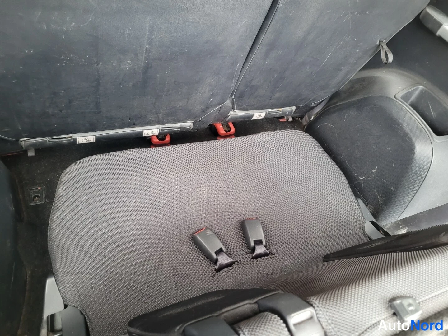 Sininen Peugeot 4007 2007, takaistuimet, kuva 16