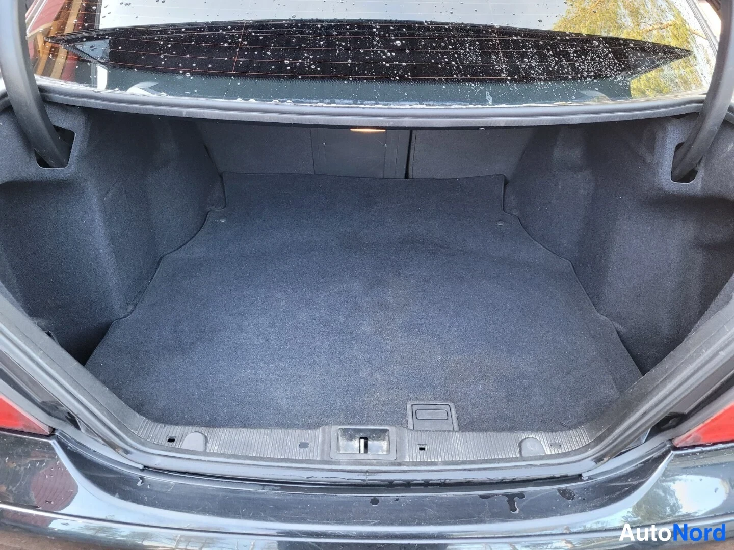 Musta Mercedes-Benz C 220 CDI 2003, tavaratila, kuva 18
