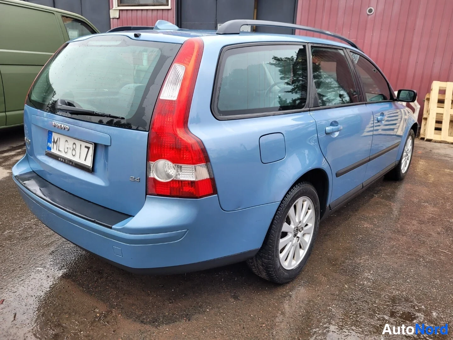 Turkoosi Volvo V50 2005, takaviisto, kuva 7