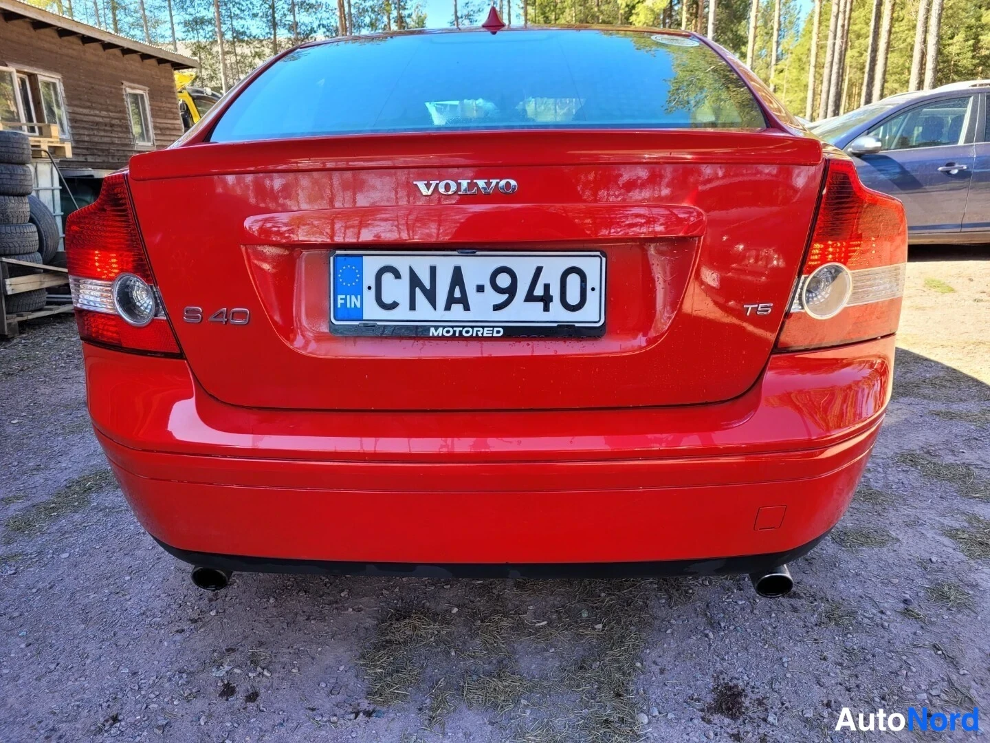 Punainen Volvo S40 2006, takaa, kuva 11