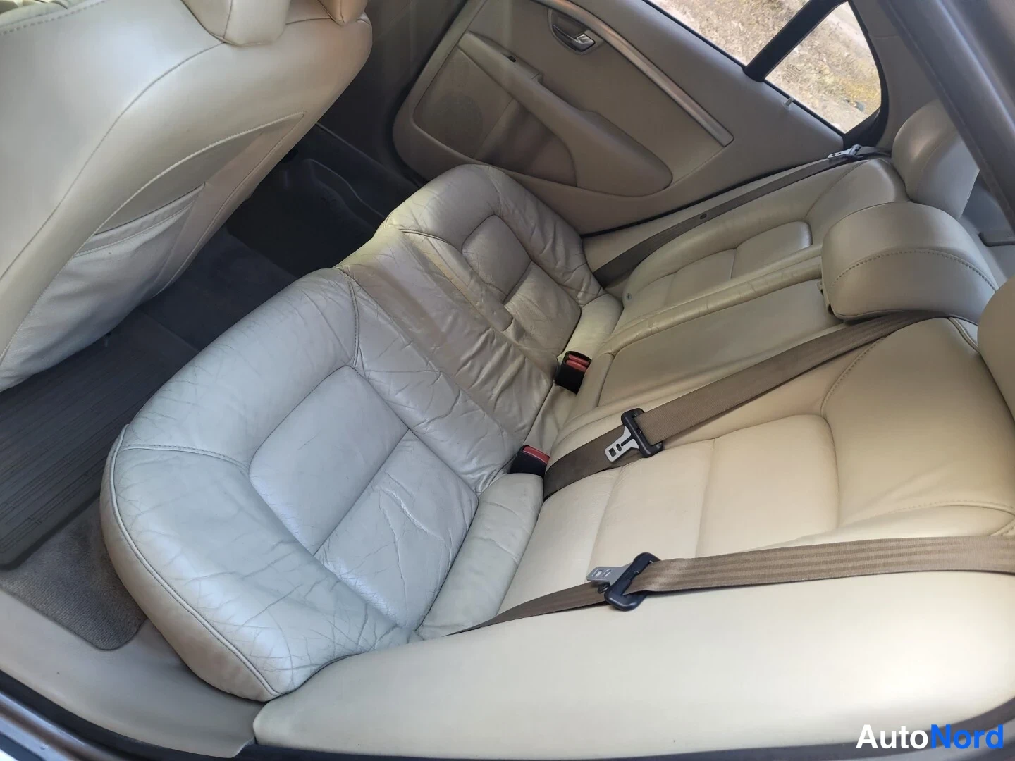 Beige Volvo S80 2006, takaistuimet, kuva 19