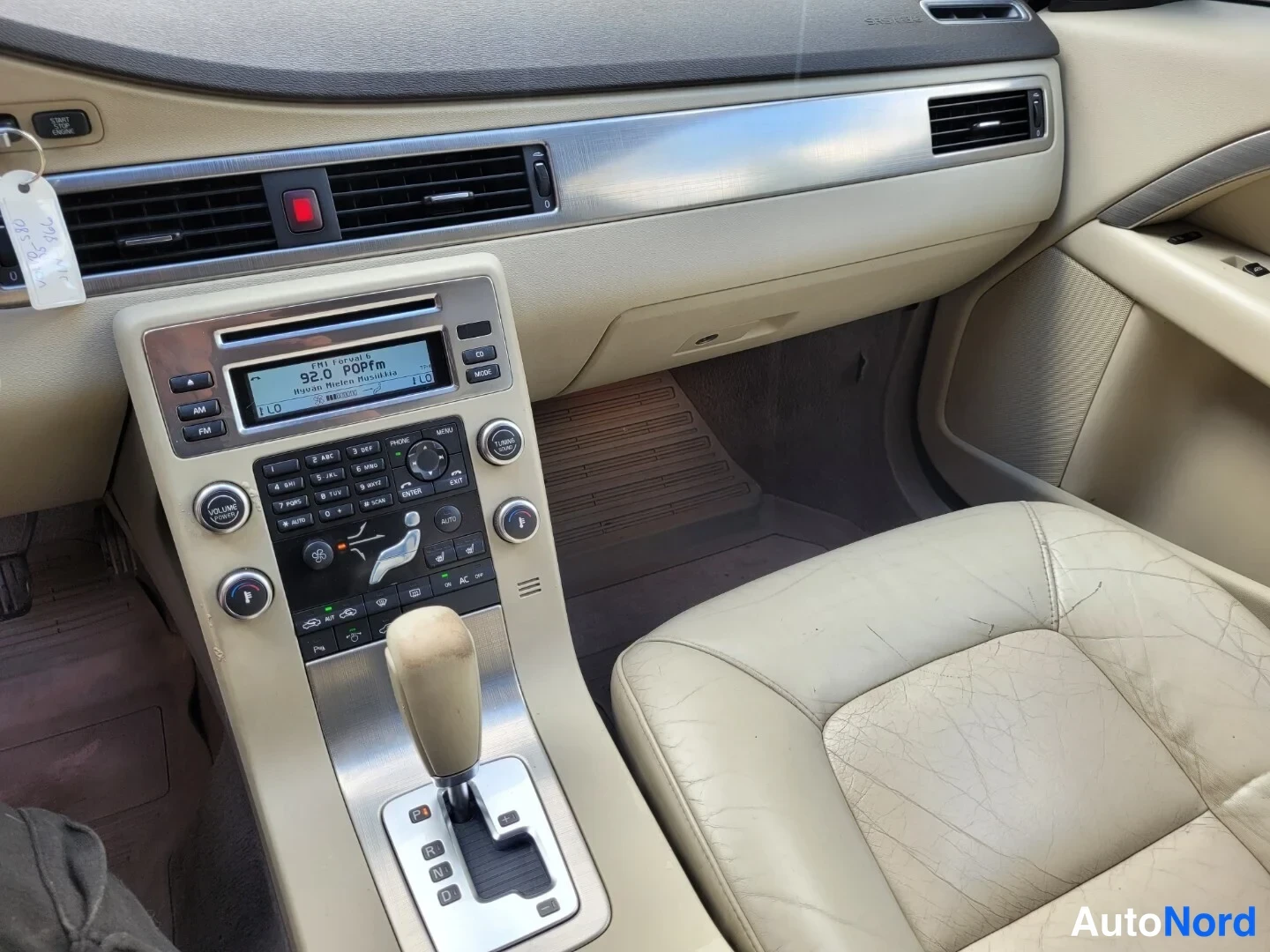Beige Volvo S80 2006, ohjaamo, kuva 15