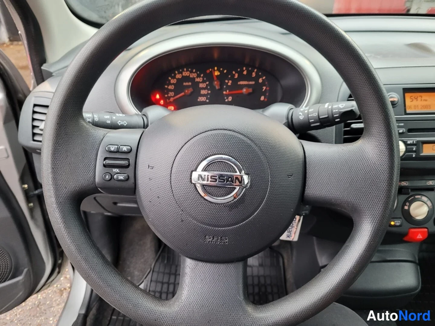 Hopea Nissan Micra 2004, yksityiskohta, kuva 18
