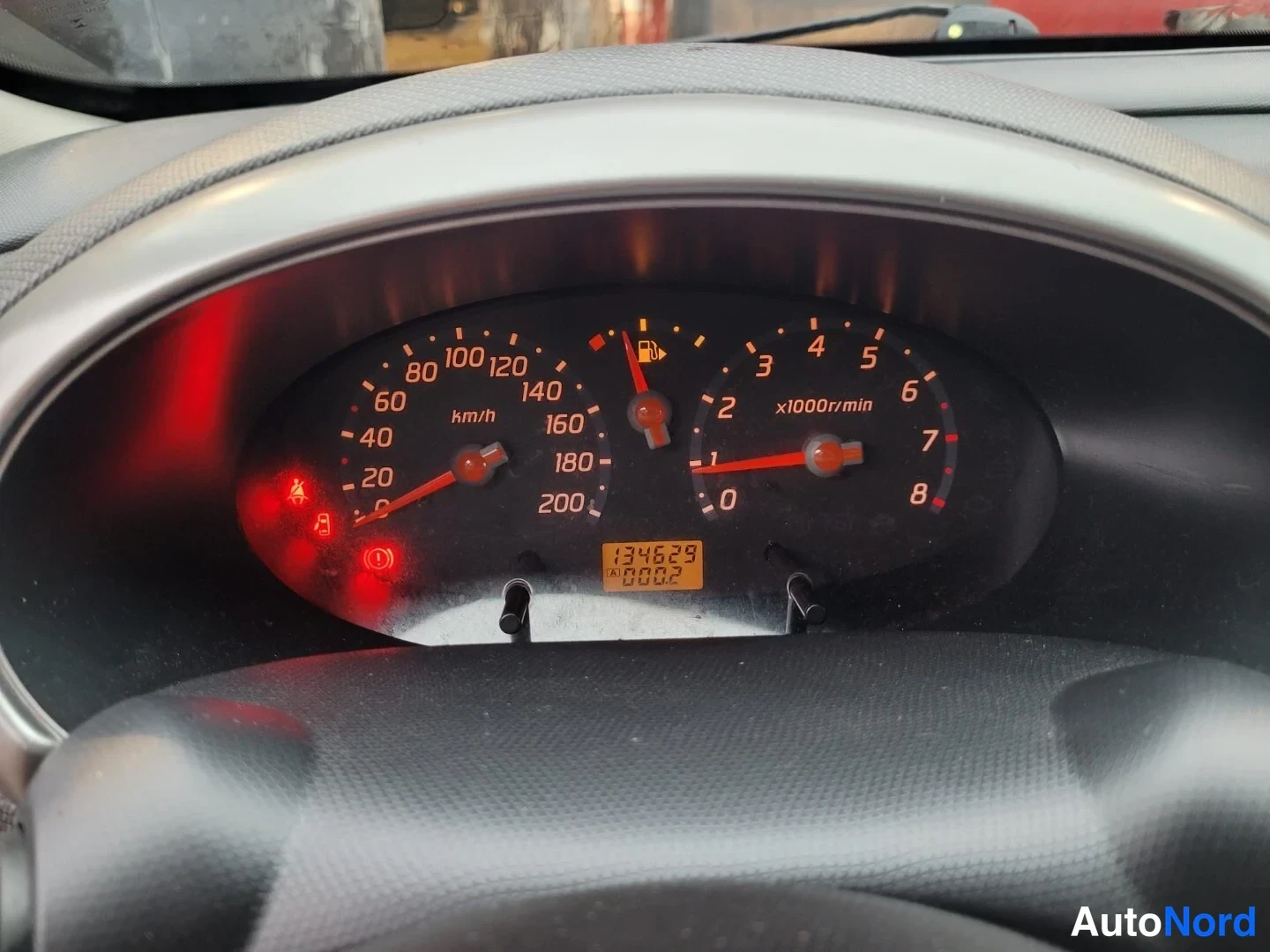 Hopea Nissan Micra 2004, yksityiskohta, kuva 24