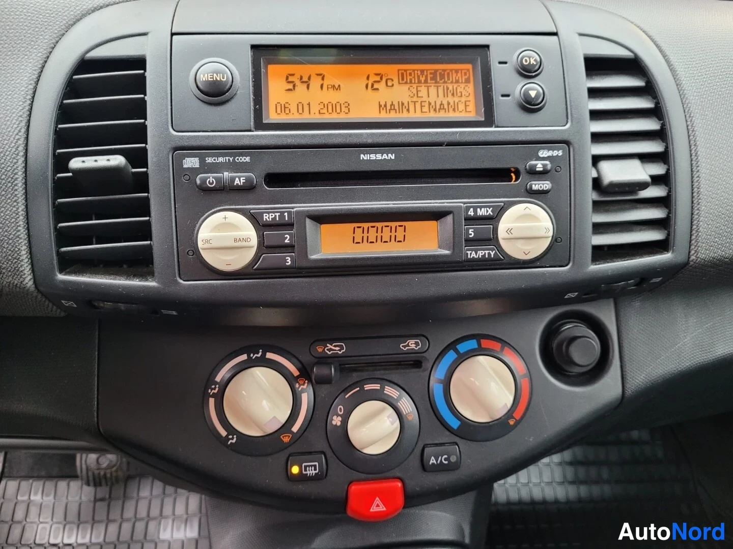 Hopea Nissan Micra 2004, yksityiskohta, kuva 19