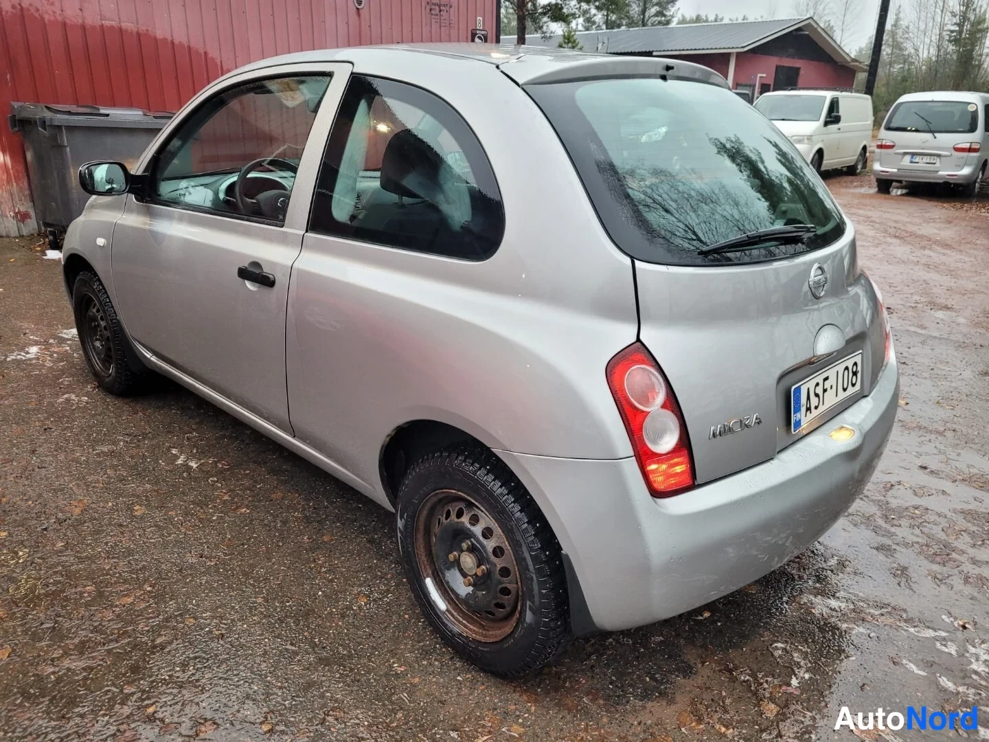 Hopea Nissan Micra 2004, takaviisto, kuva 9