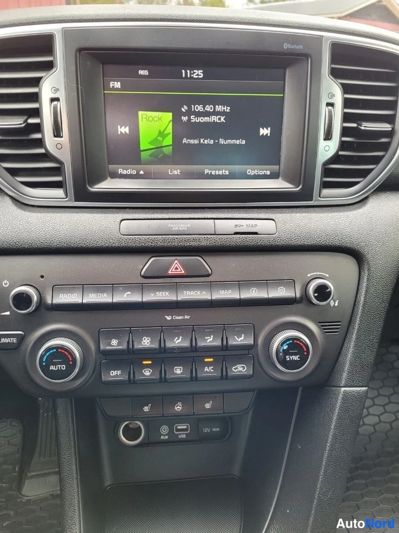 Grå Kia Sportage 2016, detalj, bild 22