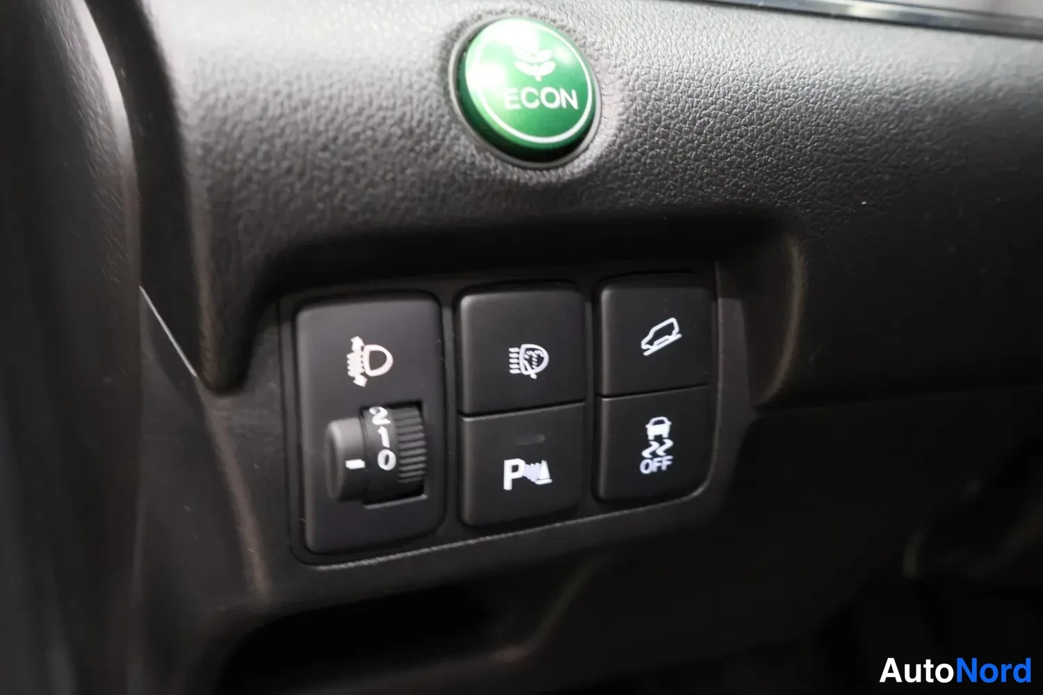 Musta Honda CR-V 2015, yksityiskohta, kuva 13