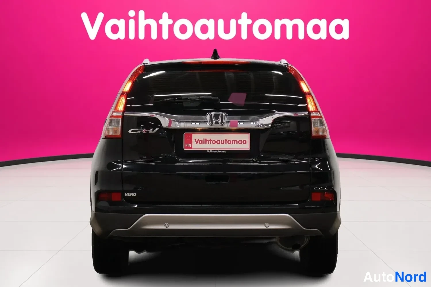 Musta Honda CR-V 2015, takaa, kuva 6
