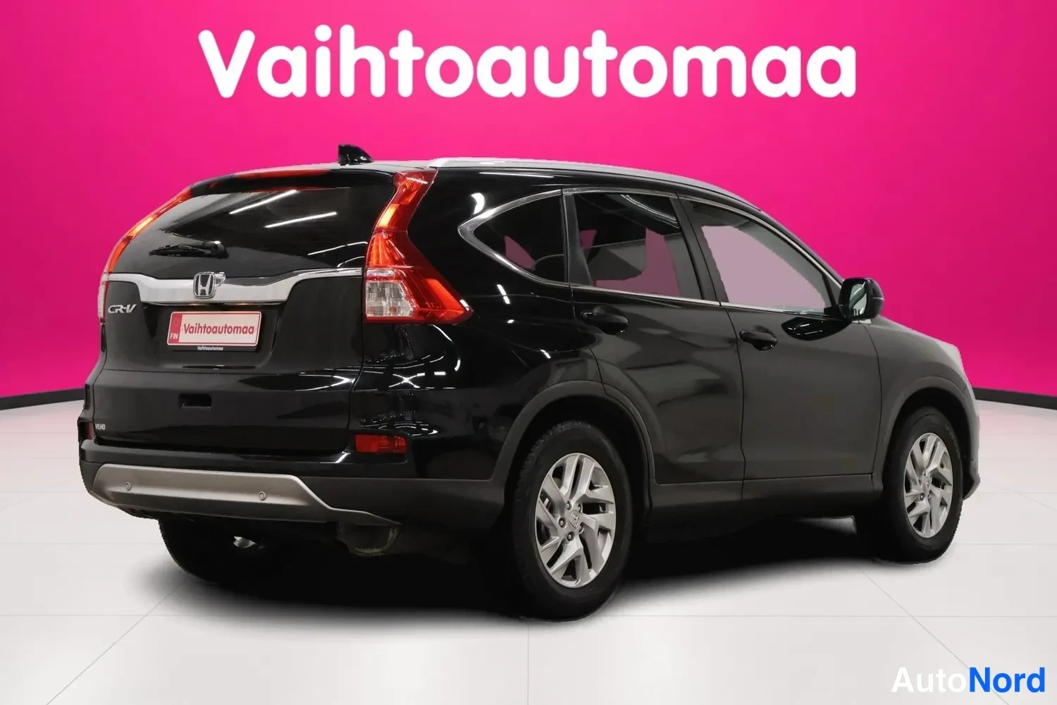 Musta Honda CR-V 2015, takaviisto, kuva 5