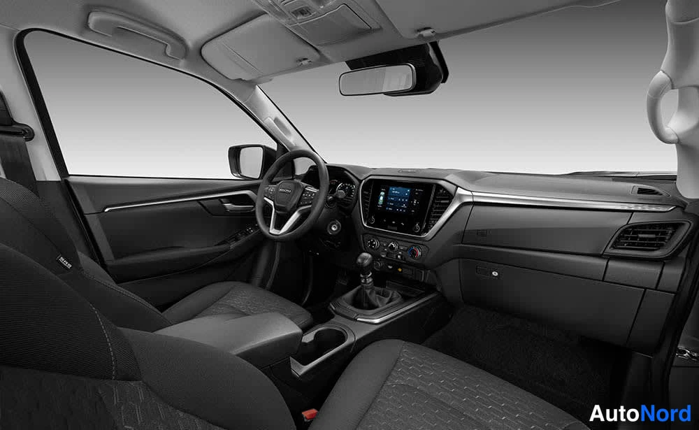 Valkoinen Isuzu D-MAX 2026, ohjaamo, kuva 5