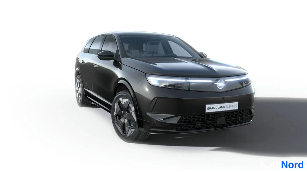 Musta Opel Grandland 2026, etuviisto, keula oikealle, kuva 5