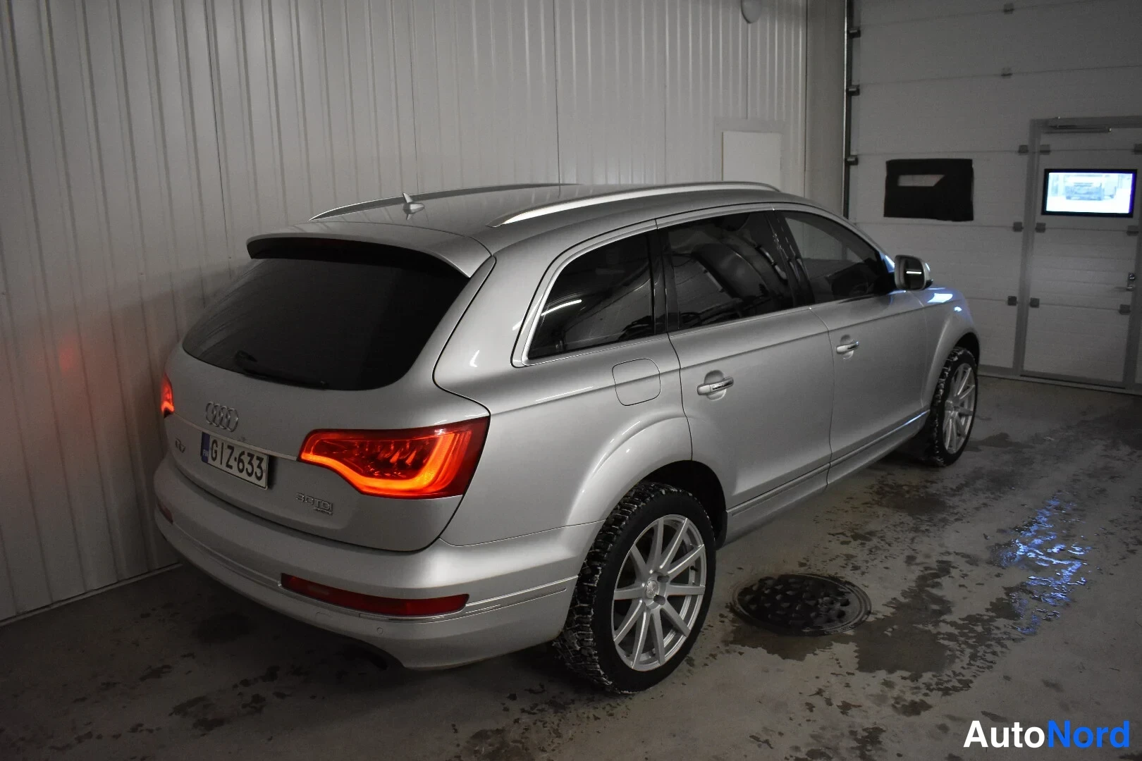 Hopea Audi Q7 2010, takaviisto, kuva 12