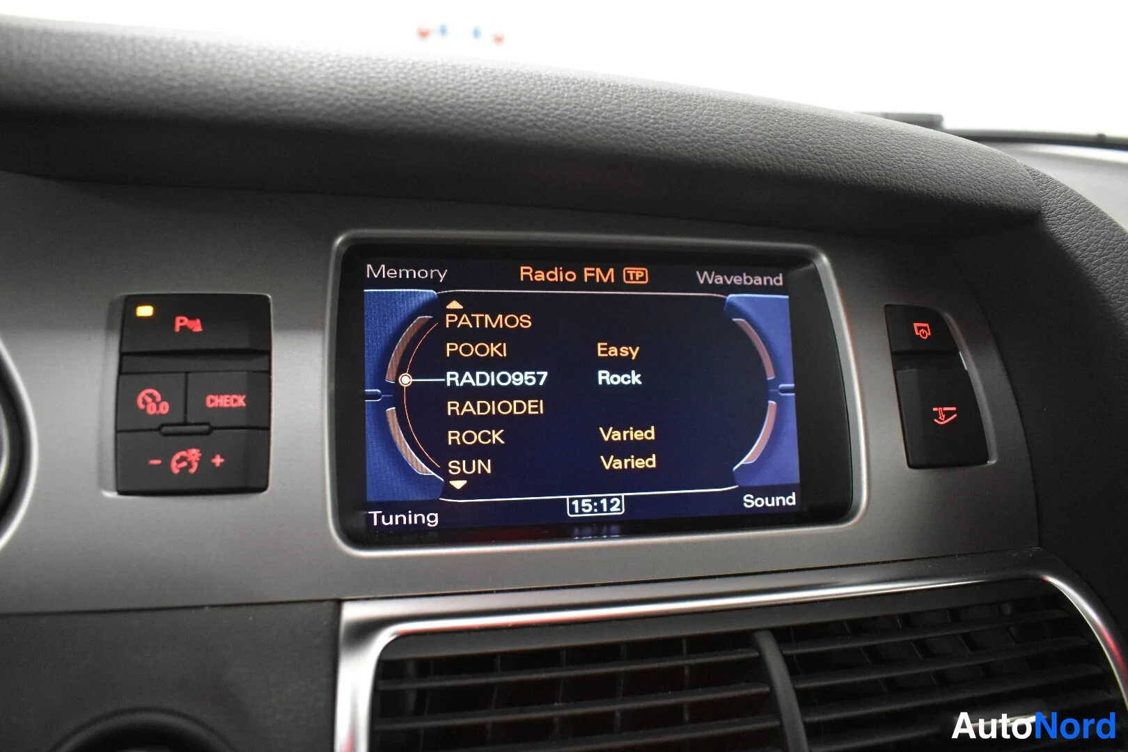 Hopea Audi Q7 2010, yksityiskohta, kuva 25