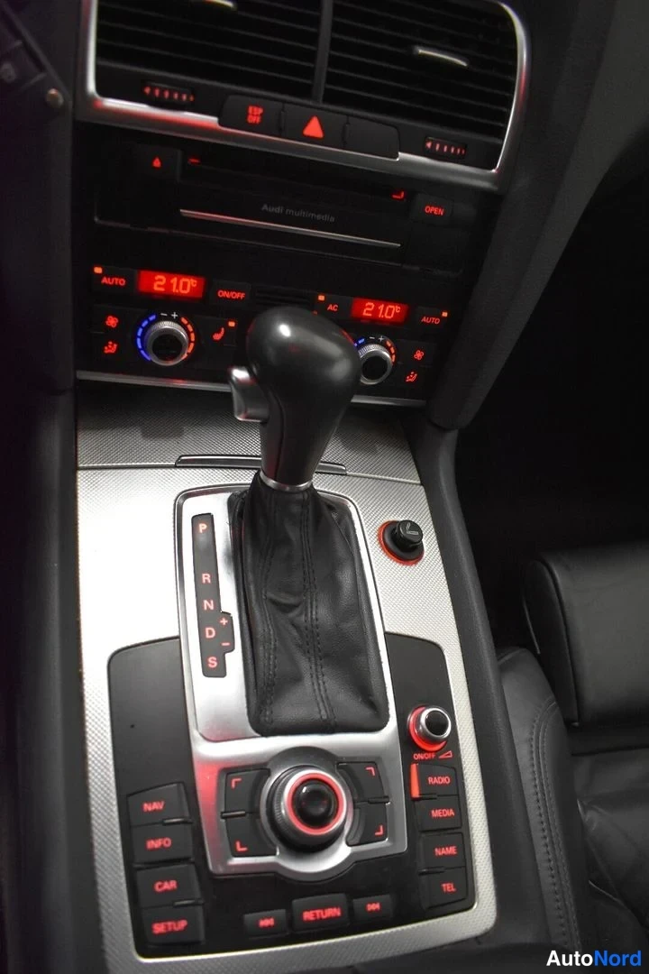 Hopea Audi Q7 2010, yksityiskohta, kuva 26